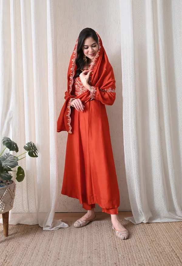 Red_Embroidered_Anarkali_Kurta_Set_For_Women