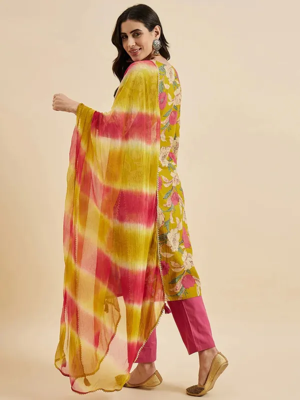 Mustard_Floral_Printed_Kurta_Set_With_Dupatta_For_Women