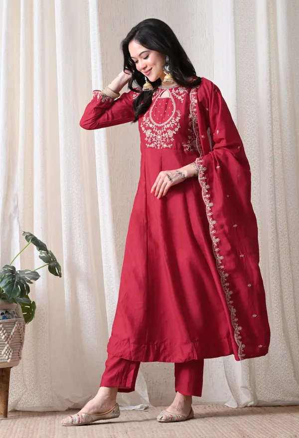 Maroon_Embroidered_Straight_Kurta_for_Women