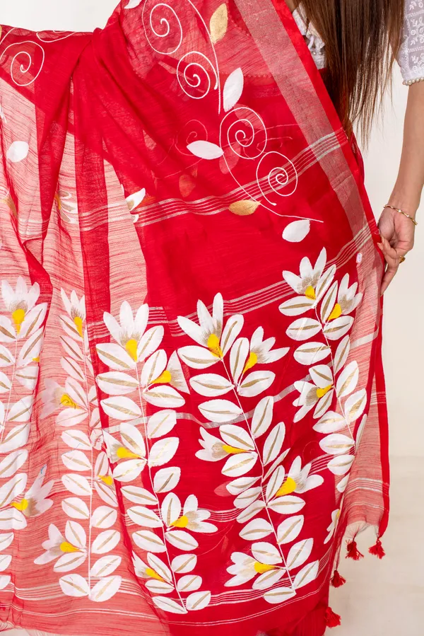 Red_Chiffon_Floral_Print_Saree_For_Women