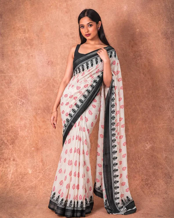 Off_White_Printed_Ethnic_Saree_for_Women