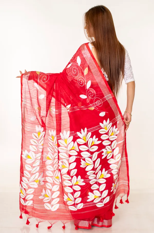 Red_Chiffon_Floral_Print_Saree_For_Women