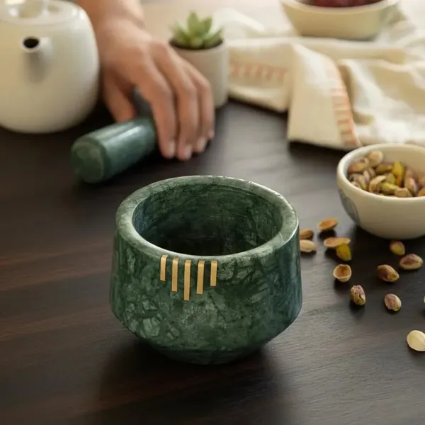 Green_Marble_Inlay_Decorative_Mortar_And_Pestle
