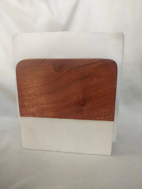 Wooden_Minimalist_Tissue_Napkin_Holder