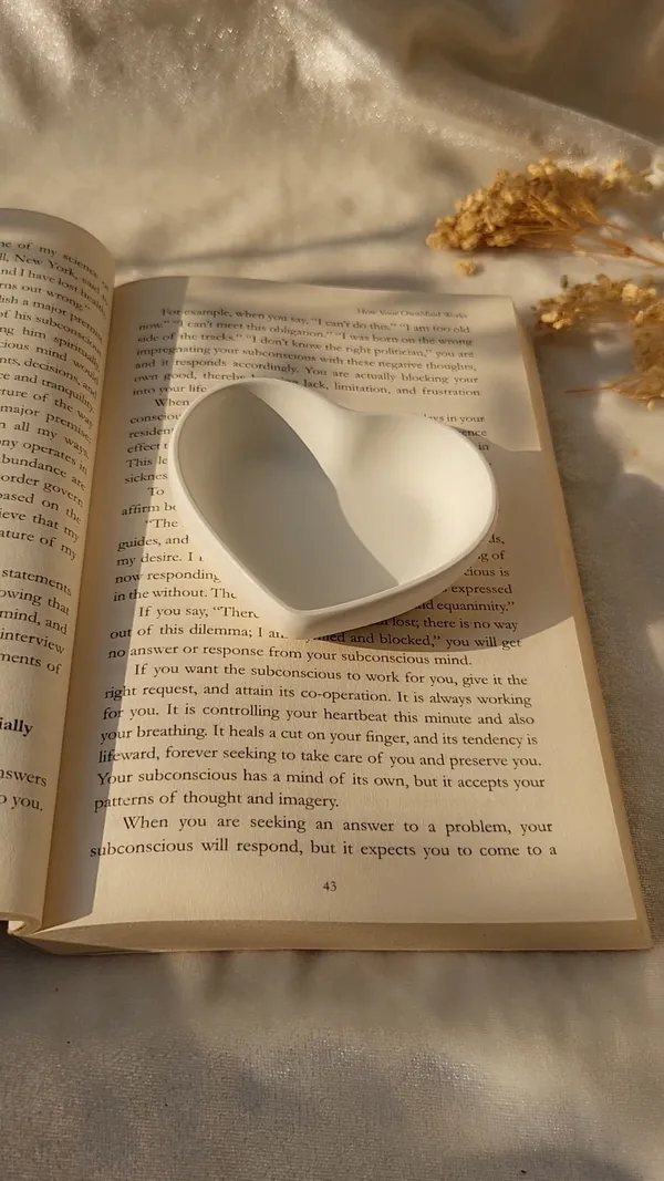 White_Heart_Shape_Trinket_Dish