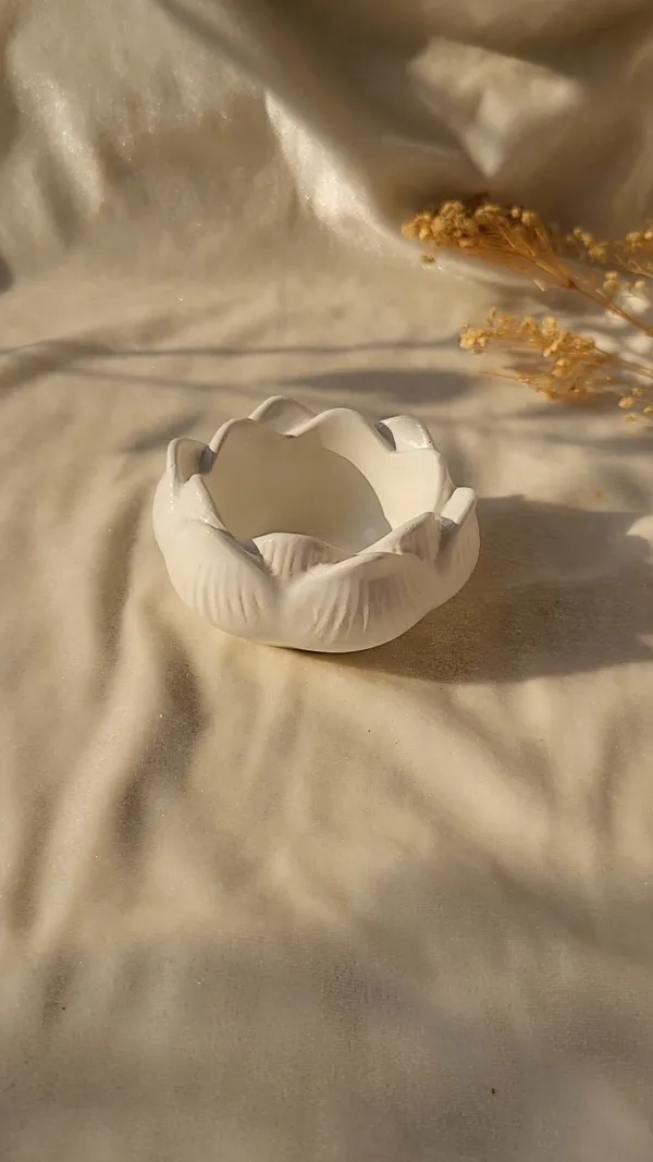 White_Concrete_Lotus_Design_Decorative_Bowl