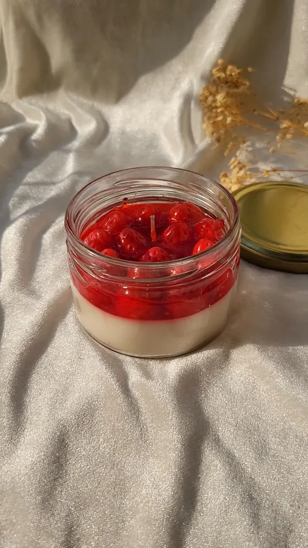 Sweet_Berry_Jar_Candle:_Strawberry_Cheesecake_Wax_Dessert