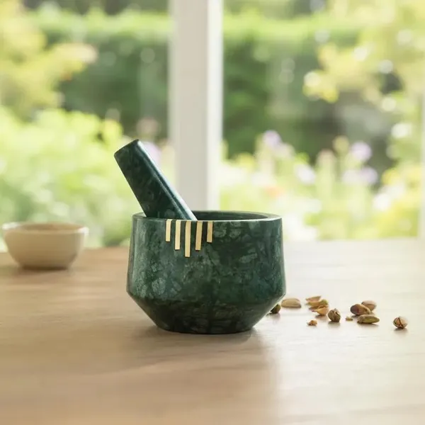Green_Marble_Inlay_Decorative_Mortar_And_Pestle