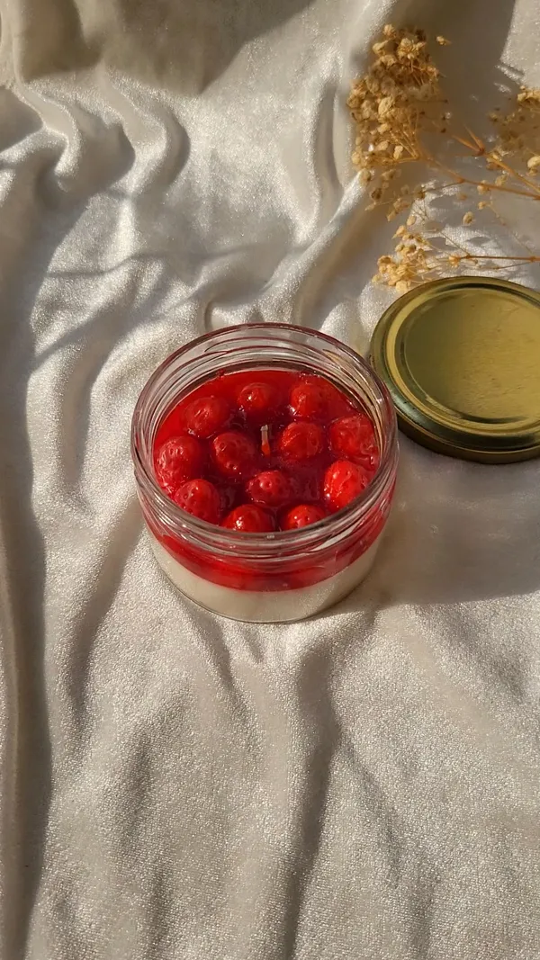 Sweet_Berry_Jar_Candle:_Strawberry_Cheesecake_Wax_Dessert