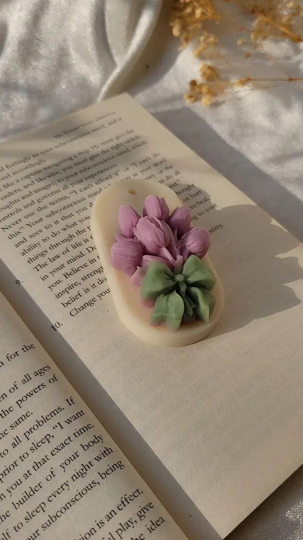 Purple_Flower_Scented_Wax_Sachet_–_Handmade_Floral_Fragrance_Decor