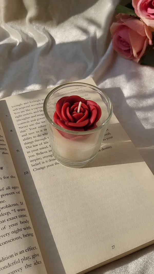 Glass_Floral_Rose_Candle
