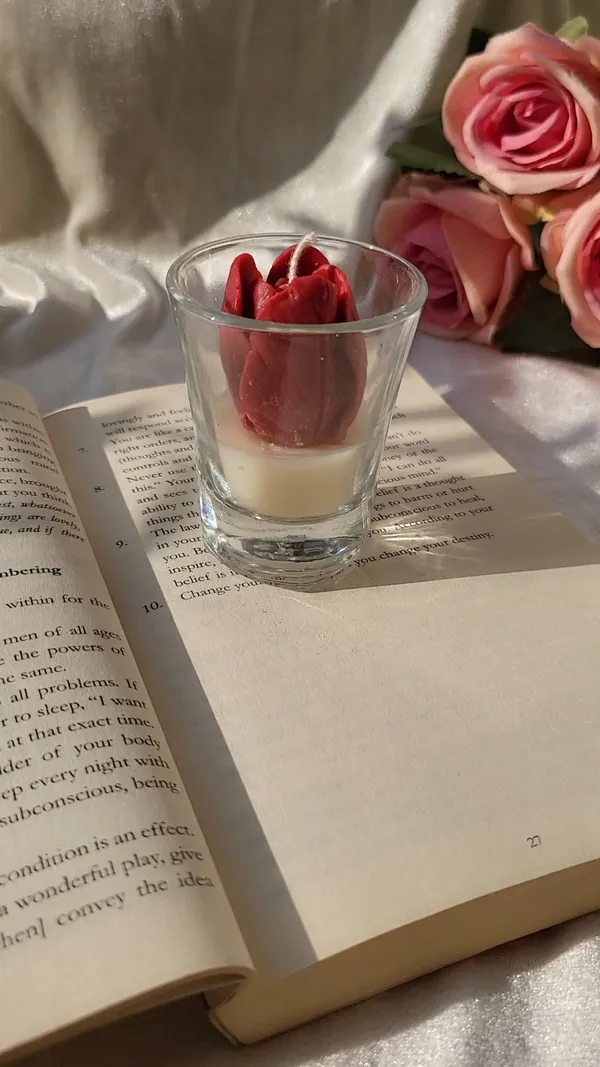 Glass_Floral_Rose_Candle