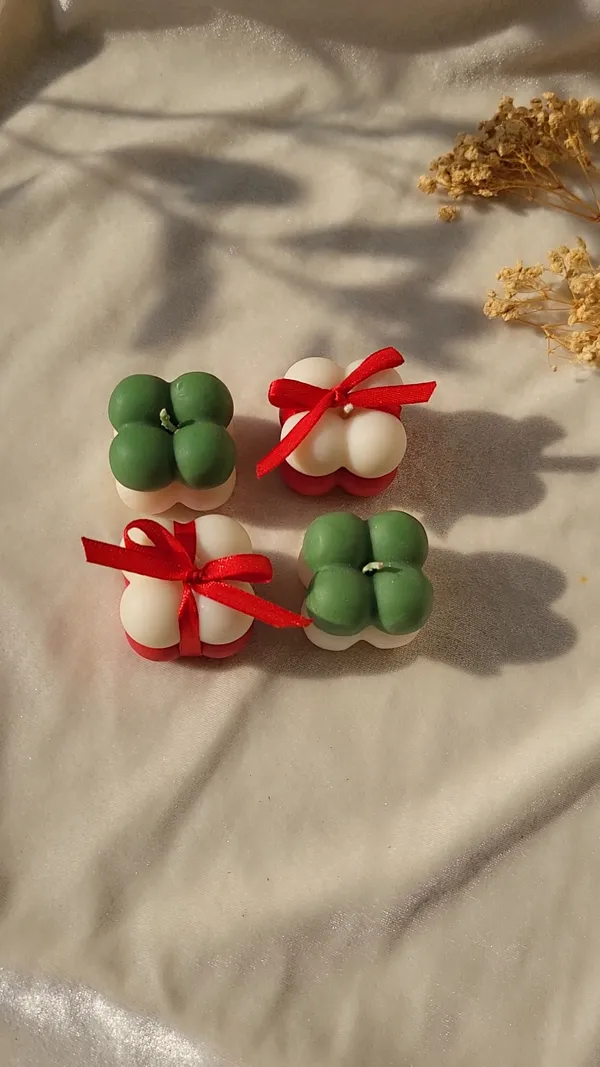 Festive_Bubble_Shaped_Decorative_Candles