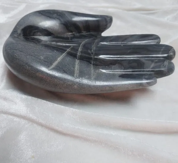 Black_Hand-Shaped_Stone_Sculpture