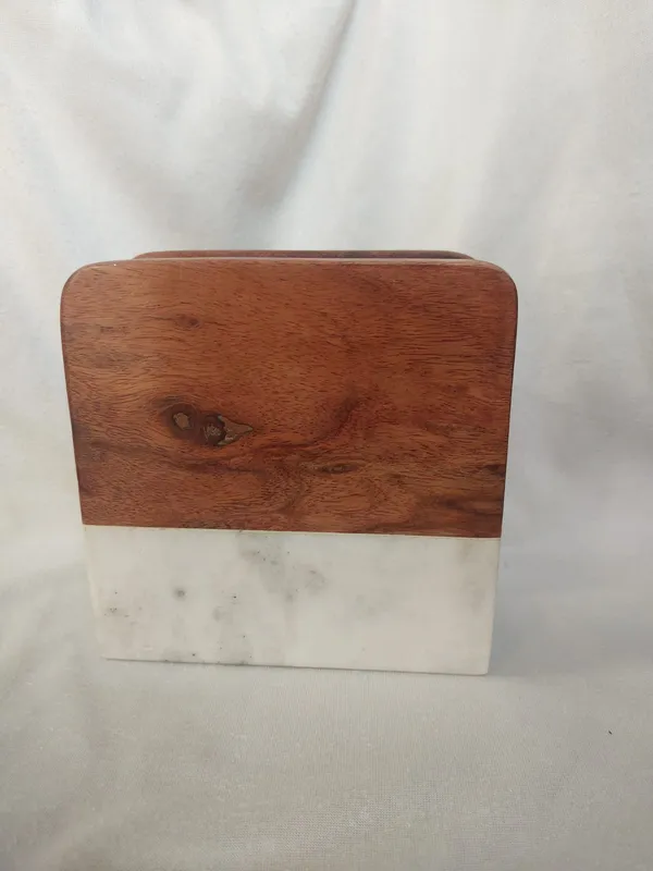 Wooden_Minimalist_Tissue_Napkin_Holder