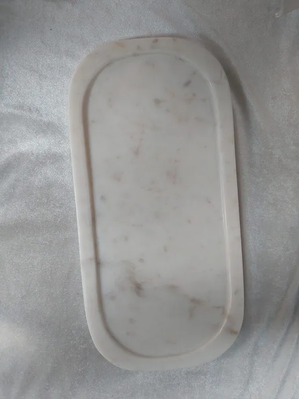 Marble_Minimalist_Serving_Tray