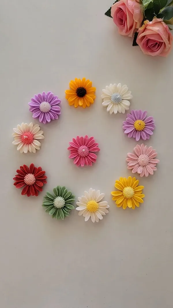 Daisy_Candle_Pack_Of_22