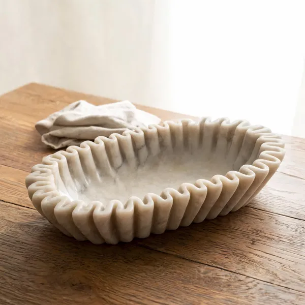 Cream_Marble_Minimalist_Scalloped_Oval_Serving_Bowl