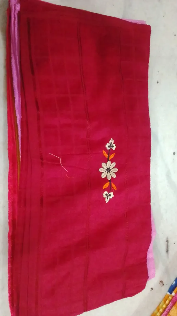 Red_Embroidered_Floral_towel_size_150cm_x_75cm