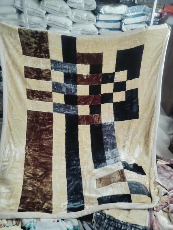 ultra_soft_reversible_blanket_size_250cms_x_220_cms