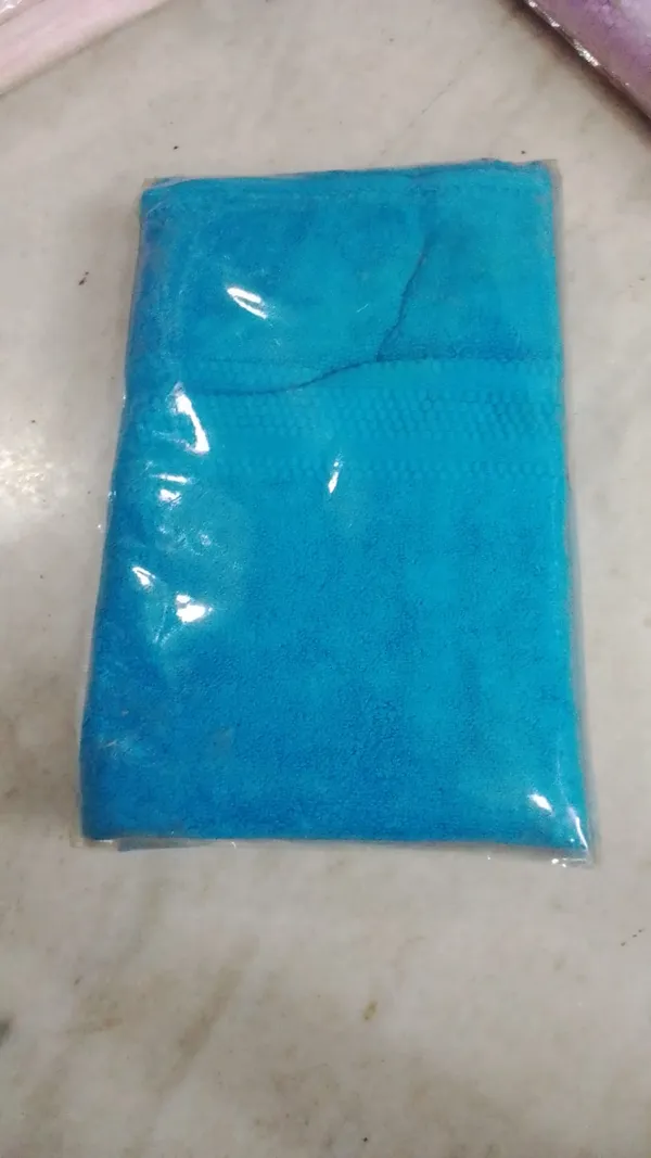 tthick_bath_towel_size_150cms_x_75_cms