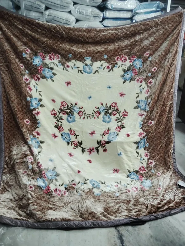 Double_bed_reversible_blanket_250_cms_x220_cms
