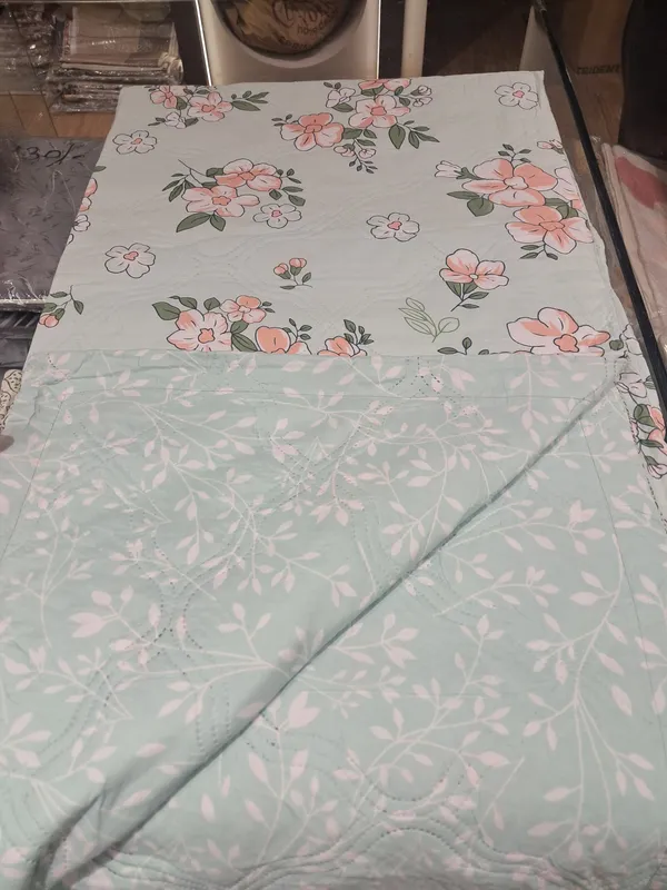 Printed_Floral_Double_reversible_comforter