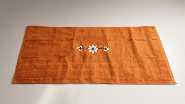 Embroidery_Towel_Size_150_Cm_X_75_Cm