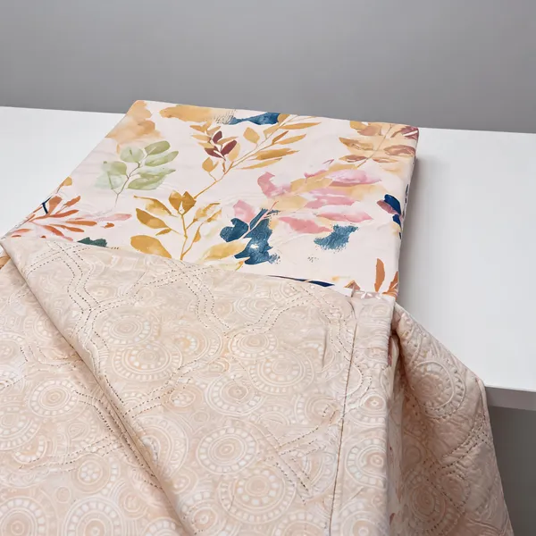 Beige_Floral_Printed_Reversible_Comforter