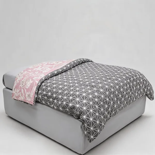 Grey_Geometric_Floral_Reversible_Comforter