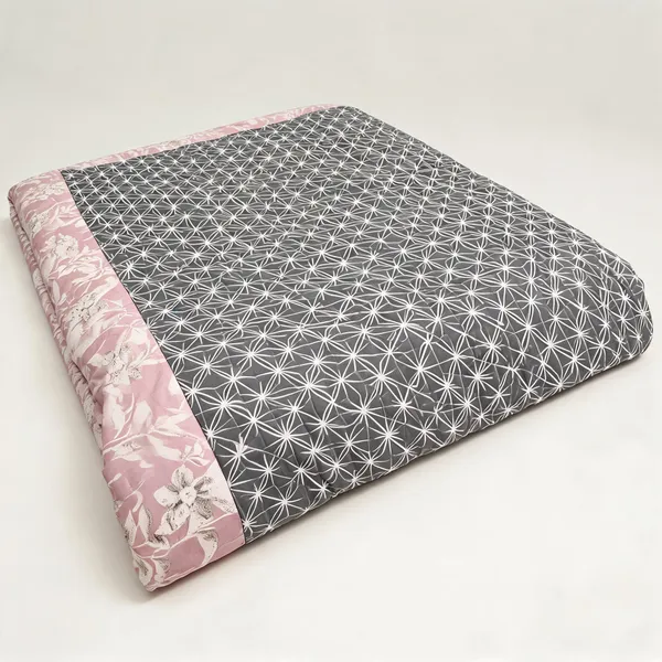 Grey_Geometric_Floral_Reversible_Comforter