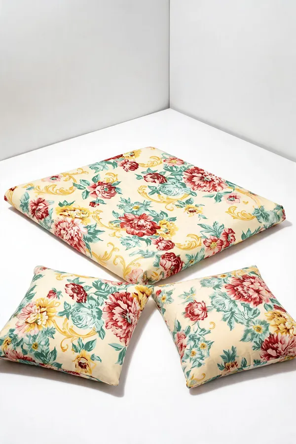 Floral_Print_Bed_Sheet_With_2_Pillow_Covers