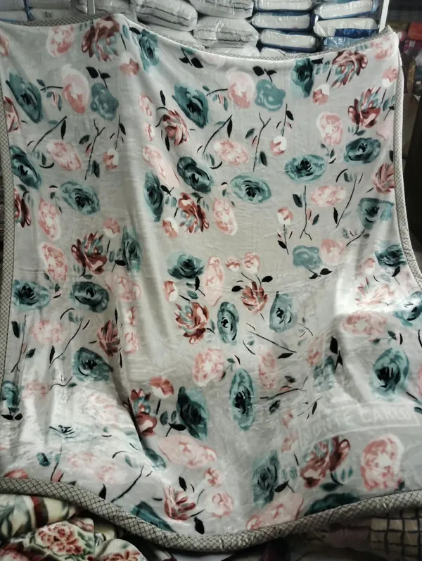 ultra_soft_blanket_reversible_size_250_cms_x_220_cms