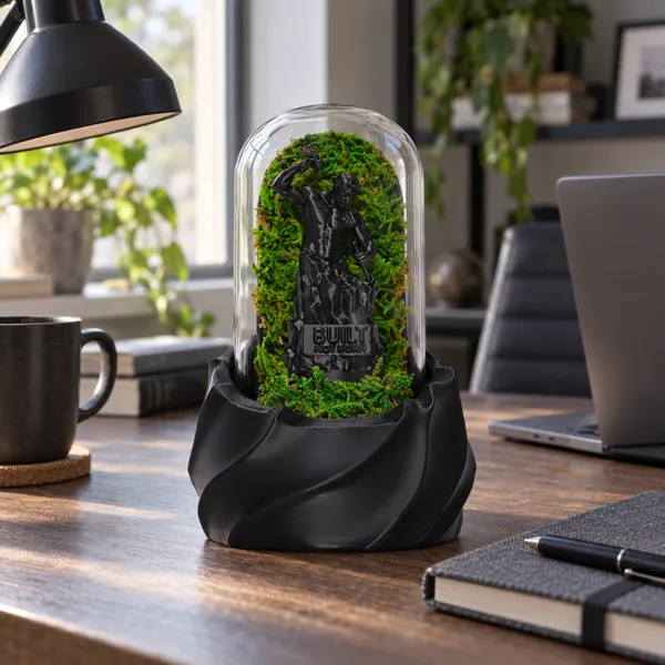 Polymer_Glass_Contemporary_Moss_Warrior_Figurine_Black_For_Glass_Dome_Decor