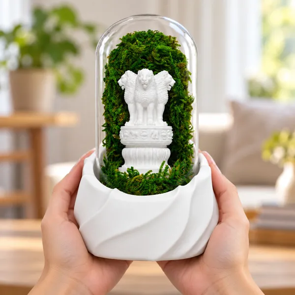 Polymer_Glass_Dome_White_Ashoka_Emblem_Preserved_Moss_Decor