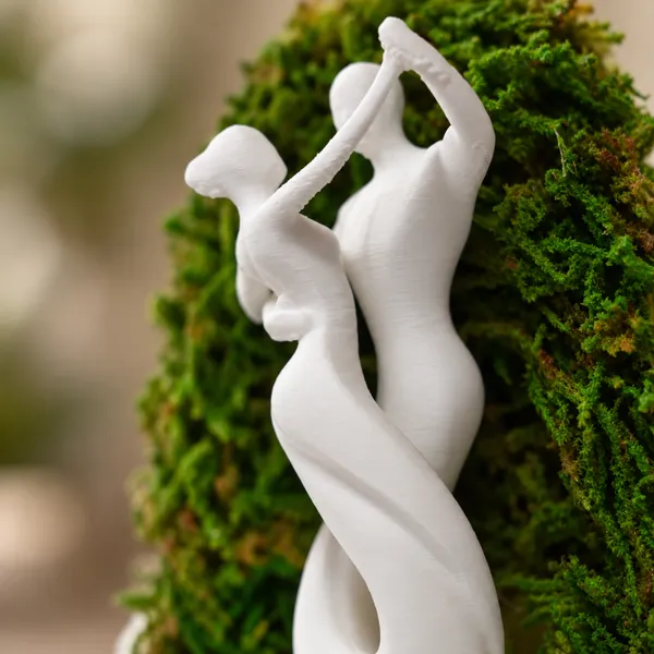 Polymer_Glass_Dome_White_Dancing_Couple_Preserved_Moss_Decor