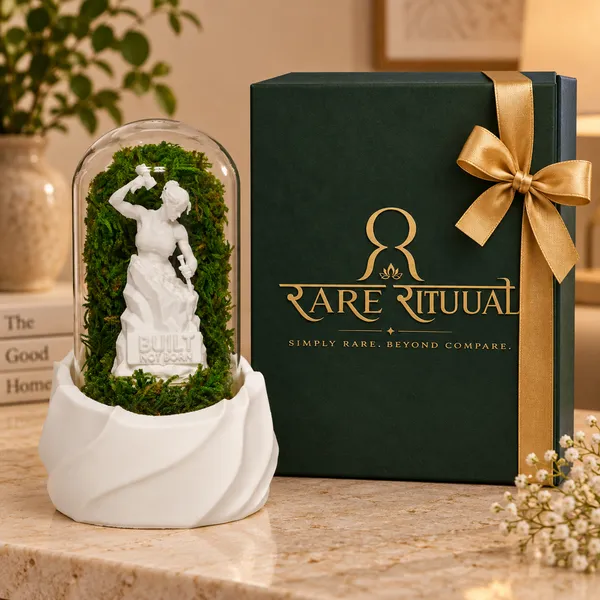 Polymer_Glass_Dome_White_Self_Made_Woman_Preserved_Moss_Decor