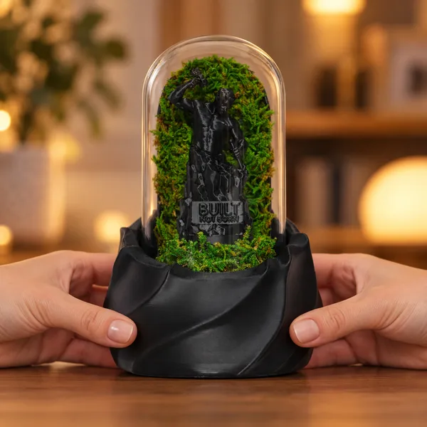 Polymer_Glass_Contemporary_Moss_Warrior_Figurine_Black_For_Glass_Dome_Decor