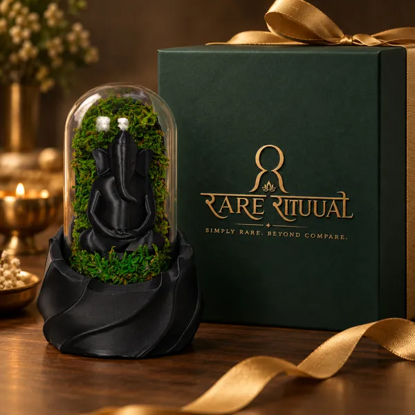 Polymer_Glass_Dome_Black_Ganesha_Preserved_Moss_Decor