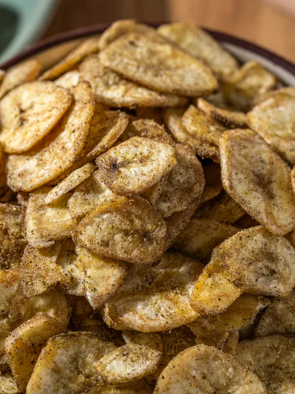 BANANA_CHIPS_-_BLACK_PEPPER
