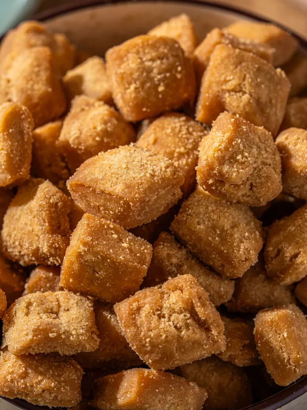 Mewaris_Shakarpara_Sweet_Crispy_Diamond_Snack__Pack_Of_3