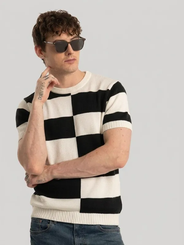 Multicolor_Pure_Cotton_Self_Design_Round_Neck_T-Shirt_For_Men