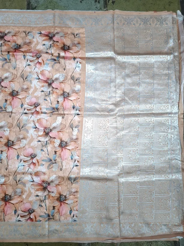Peach_Polyester_Silk_Floral_Digital_Printed_Saree_For_Women