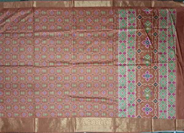 Brown_Polyester_Silk_Geometric_Zari_Border_Saree_For_Women