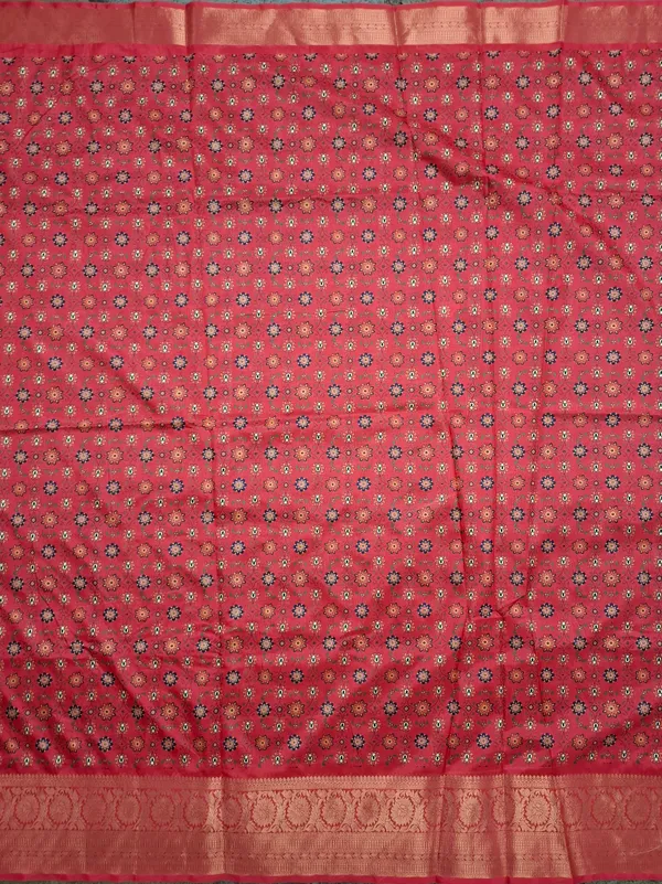 Cream_Polyester_Silk_Floral_Printed_Saree_For_Women