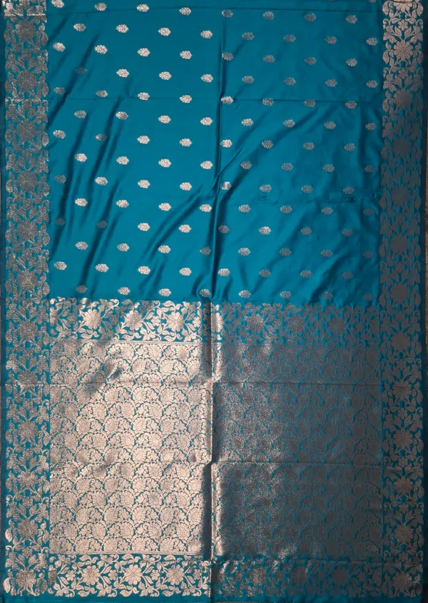 Blue_Zari_Woven_Floral_Motif_Saree_For_Women