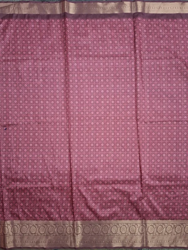 Maroon_Polyester_Silk_Woven_Geometric_Saree_For_Women