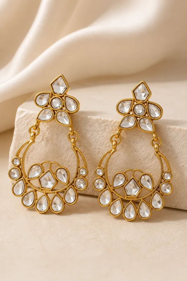 Gold_Tone_Kundan_Chandelier_Earrings_for_Women
