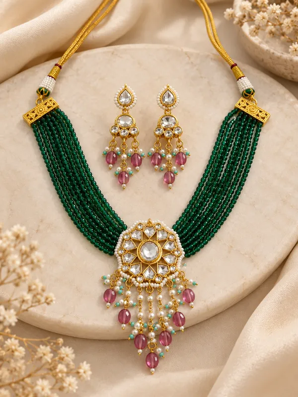 Green_Beaded_Kundan_Necklace_Set_For_Women