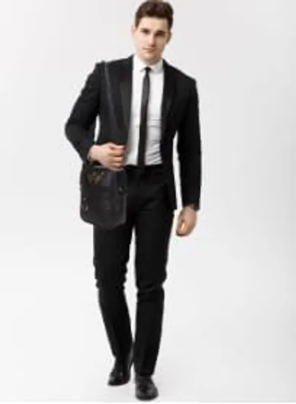 Sling_Bag_For_Men_8_Ltr